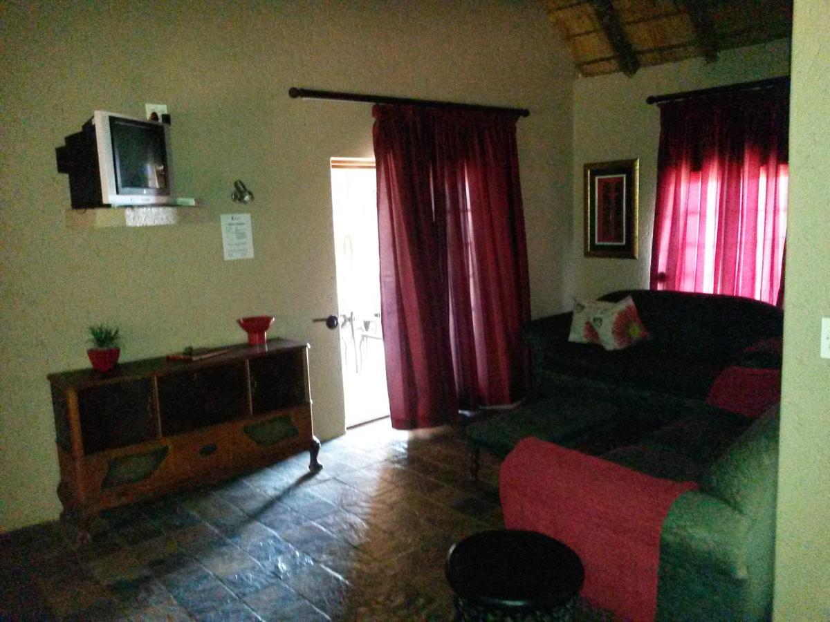 Benlize Lodge Hartbeespoort Kamer foto